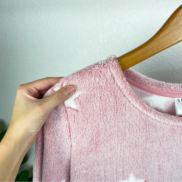 -`♡´- Free! Fuzzy Star Print Soft Pullover Sweater Size S - Picture 11 of 11